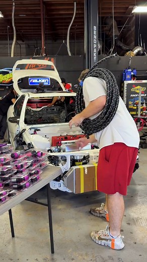 Our AWD Integra got some proper motorsport plumbing! This car is going to make some serious power so we called up @dymepsi to have custom quick connect lines made. These lines are beautiful and allow for quick and easy service!🤯 This is AWD Acura Integra build that will be debuting at @semashow with @idemitsulubes in central hall booth number 23753! Come by the booth for a free t-shirt & meet and greet Wednesday at 10am or Thursday at 2pm! #throtl #IdemitsuLubes #acura #integra #jdm #awd #dc2 #