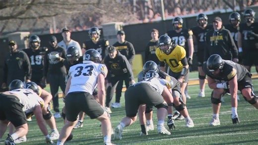 Iowa spring football quarterback competition