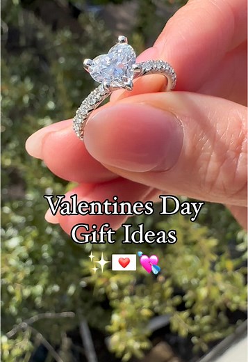The perfect Valentines Day gift is available at Diamond Exchange Houston ✨💘🧸 Valentine’s Day gift ideas, consignment ring, engagement ring, unique engagement ring, natural diamonds, wedding band, gold jewelry, engagement ring ideas, proposal, lab grown diamonds, Cartier watch, antique jewelry #heartdiamond #GIA #ruby #morganite #vintagejewelry #vday #watch #cartierwatch #flowerring #uniqueengagementring #labgrowndiamonds #engagementring #engagementrings #engagementringideas #diamondengagementr
