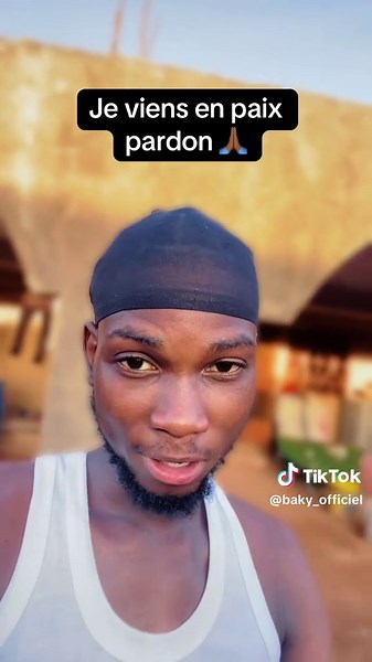 C’est juste pour comprendre et pas dénigrer pardon 🙏🏾@Elzy🤘🏽 #tiktokaward226 #tiktokburkinafaso🇧🇫🇧🇫🇧🇫🇧🇫 #tiktokaward2025