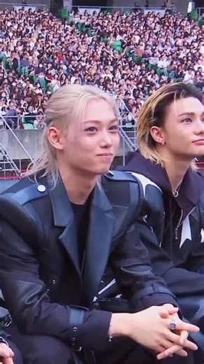 𝕊𝕋𝔸𝕐 | Stray Kids Felix on Instagram: "Felix's awkward face when the camera stayed on him 😭 #felix #leefelix #yongbok #skz #straykids #straykidsfelix #felixstraykids #Yonglixx #felixfreckles #felixlee #cutefelix #용복 #필릭스 #フィリックス #kpop #kpopvisual #fyp #lovefelix #lix #felixxlouisvuiton #felixredcarpet #changbin #hyunjin #hyunlix #felixgodofstage"