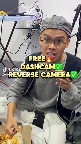 Jom masuk live kami sekarang untuk dapatkan UNIVERSAL ANDROID CAR PLAYER sebelum harga promo kami habis!! - FREE Reverse Camera - CarPlay/AndroidAuto Supported - Netflix Supported - 5G Wi-Fi supported - 8Gb RAM 128 ROM - Smooth Interface - Google Play Store Inside #androidcarplay #androidplayer #carplay #android #carmodification #androidcarplayermurah #caraccessories #megasale1010