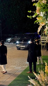 586K views · 10K reactions | bhai ki entry‍♀️ salman and his security roll into a wedding | Voompla | Facebook