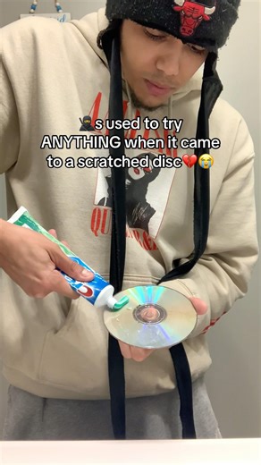 Does toothpaste on a disc work?😂 #oldgames #ps2 #ps3 #xbox360 #gamingnostalgia #gaming #shorts