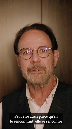 13K views · 3.4K reactions | Marc Levy nous parle d’Adèle et Jeremy, les principaux personnages de son nouveau roman « Éteignez tout et la vie s’allume » qui parait aujourd’hui. Une histoire d’amour impossible, une merveilleuse promesse... Pour en savoir plus et commander le livre : romans.marclevy.com #nouveauroman #parution #eteigneztoutetlaviesallume #amour #espoir #roman | Marc Levy | Facebook