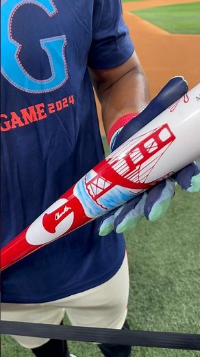 The coolest custom bats you’ll EVER see 🔥 #baseball