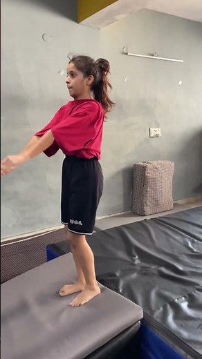 girls backflip training #flyflipper