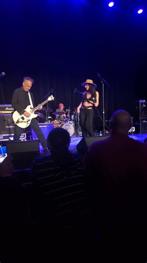 Bow Wow Wow - I Want Candy guitar solo #bowwowwow #Iwantcandy #guitarsolo