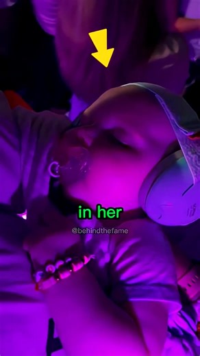 Taylor Swift Sees a Baby Swiftie and Gets Emotional on Stage 😭 #taylorswift | Caleb Clark golf