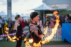 Fire Jugglers / Twirlers / Show - Island Entertainment