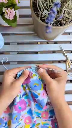 Jazz up your tea towels with this pretty crochet edging tutorial😍 >> https://bit.ly/3zgoXPO | LoveCrafts