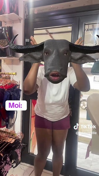 Basc🥰🇨🇲 (@beasorelle)’s videos with original sound - Khalid🪐🎭🌝