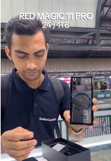 Red Magic 11 Pro Unboxing: 24GB RAM & 1TB Storage