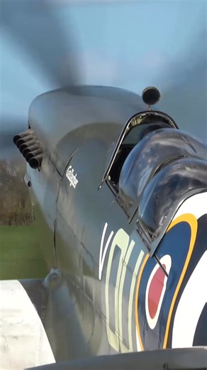 1.3K views · 62 reactions | The glorious sound of the Rolls-Royce Merlin in a Spitfire ultimatewarbirdflights #spitfire #rollsroyce #rollsroycemerlin #merlin #warbird | Military Update | Facebook