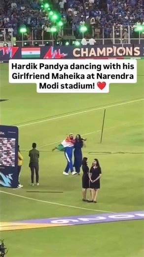 Hardik Pandya Celebration Dance 🔥 | With GF Monika Sharma | After India WC Win 🇮🇳
