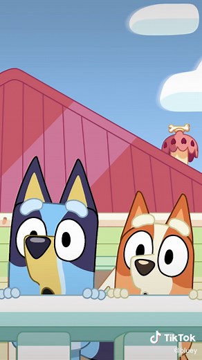 Bluey Pizza Oven and Hammerbarn Adventure