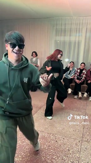 Con Calma Dance Part 2