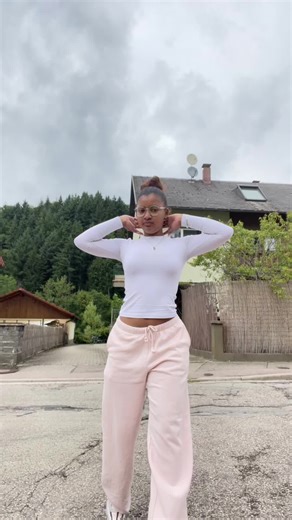 Understanding Love Triangles in Modern Relationships