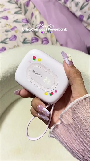 Compact Power Bank Review: Lightweight and Stylish