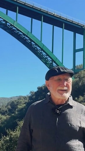 540K views · 11K reactions | Flying under the bridge #flying #stunt #fun #smuggler | Smuggler • Roger Reaves | Facebook