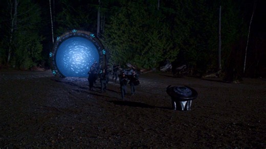 20年前科幻剧，星际之门亚特兰蒂斯