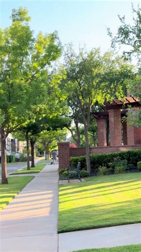 OK, Lubbock doesn’t ALL look like this, but Vintage Township sure does.