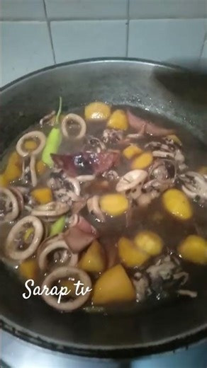 Adobong pusit #adobongpusit #cooking #filipinofood #foodie #food #shorts