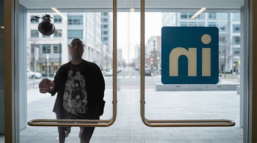 pumpfun just tweeted out how there is no job we can make 200k without showing up or add value.that is the exact reason why were trading memes,we literally have no job and just trade memes for a living.