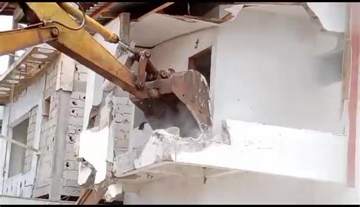 1.5M views · 10K reactions | #Démolition en cours des constructions...