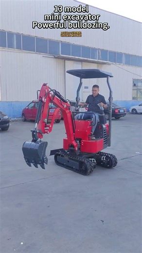 The mini excavator is powerful enough to push soil and dig to a depth of up to 1.7 meters. #digger