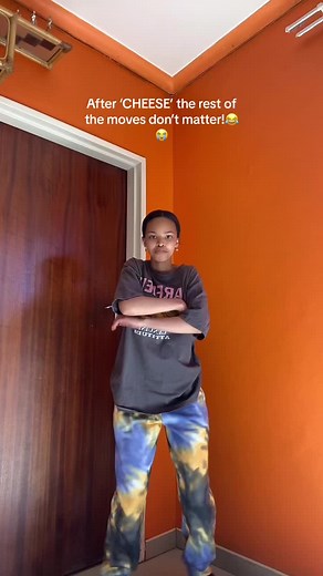 My moves are a lil shaky😂 #foryoupage #cheese #amapianochallenge #fyppppppppppppppppppppppp