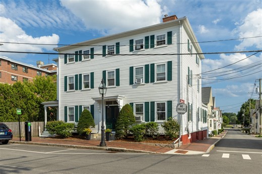 110 Court St #4, Portsmouth, NH 03801 - MLS 5079147 - Coldwell Banker