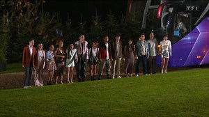 🏰 Les académiciens arrivent au château 🔥 Pour suivre le live ➡ https://www.tf1.fr/star-academy-le-live-76008164/direct?xtor=CS4-310 | Star Academy