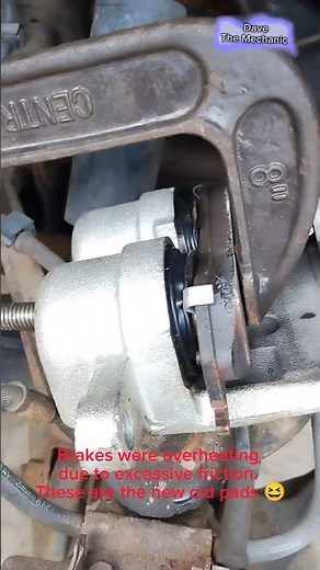 Brake Caliper pistons won't retract? #brakes #tahoe #overheatingbrakes