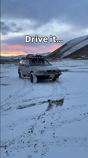 This wagon embarrasses trucks off-road! 2000 Volvo V70 R turbo inline 5 sleeper build #volvo #v70r ￼