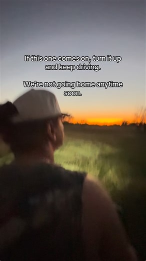 Max volume pls | Pecos & the Rooftops