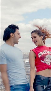 Turn the volume ALL THE WAY UP when this plays 🔊 | #UdeDilBefikre | #RanveerSingh | #VaaniKapoor