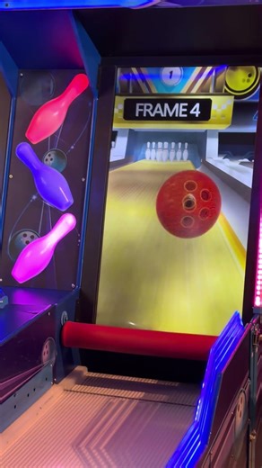 Yaren Elif babasına izin vermiyor 😅 #yarenelif #yaren #elif #keşfet #shorts #baby #bovling #bowling