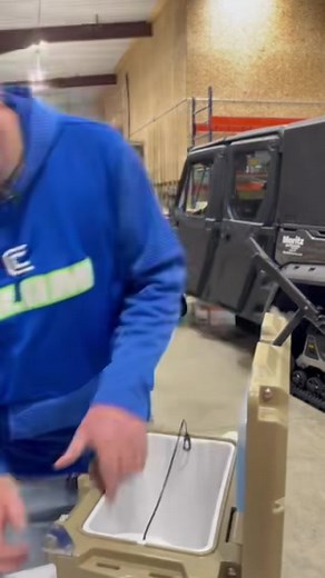 Unboxing the new Flop Box bait cooler from Flop Industries. It’s suppose to last 90 hours on a battery. It even has a built-in cooler. Nothing worse than having great bait and having it go dead. Coolest bait cooler I’ve ever seen. | Jason Mitchell Outdoors Television