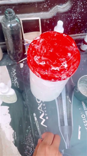 Mouldit clay at home