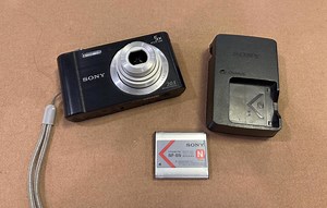 Sony Cybershot DSC-W800 - 20.1 MP - 2 Batteries, Charger - Etsy