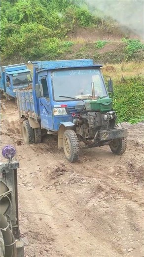 Conquering the Mud: Mini Truck vs. Rough Terrain