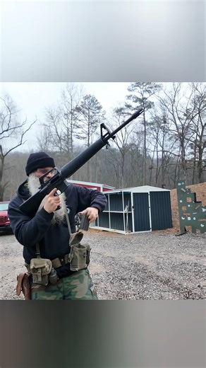 Reloading a Retor Rifle with Vietnam Era Gear