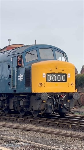 BR Class 46 Diesel loco - 46045