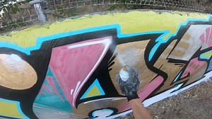 ⭐ Metal Colors Piece ⭐ This time I was testing some metallic colors from A.K.A Colors mixing them with chrome silver. I made a graffiti with simple and easy letters. In this graffiti I was painting with my friend DIEM! I hope you like it! | Resaks Graffiti