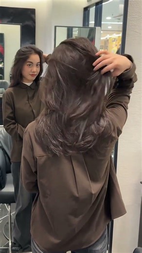 Unbelievable Layered Hair Makeover: Transform Your Look