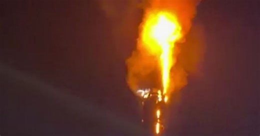 Birmingham 5G mast engulfed in flames in middle of the night (c) Tareq
