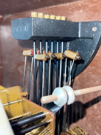 Exploring Antique Clock Sounds and ASMR Experience