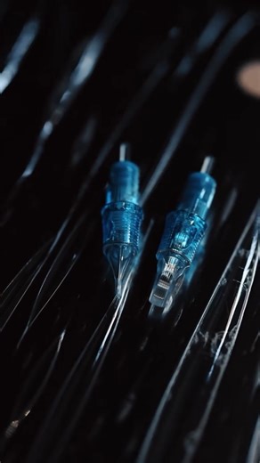 JCONLY MACHINE OFFICIAL on Instagram: "I love: • line stability • shading sharpness • consistent quality • the feel in your hand: you know exactly what you're doing If you're a tattoo artist looking for reliable cartridges, try them. 📷: Works by @alysondacher | France Pro Team 🌟 Check her account for more great works! 🟢 CHECK OUR JCONLY ONLINE SHOP: https://jconlyofficial.com/ 🟢JCONLY France Distributor: @devilish_tattoo @organink_tattoo @itctattoopiercing 🟢 JCONLY Official Pages: @jconly_e