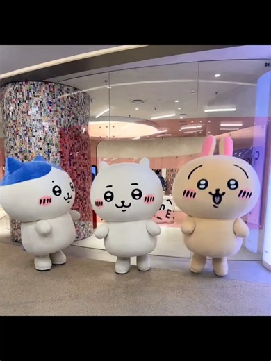 🐼❄️ 2.6m Inflatable Mascot Factory – Global Shipping! Looking for the best inflatable mascots for your rental fleet? ✅ Height: 2.6m (8.5ft) for massive impact. ✅ Style: Lightweight, breathable, and easy to clean. ✅ Variety: Panda, Polar Bear, Gorilla, Spiderman, Stitch, & more! ✅ Direct Factory: No middleman. Get the best price and highest quality. 📍 Specialized Shipping: We offer door-to-door delivery to Lagos, Nigeria and Nairobi, Kenya (Double Clearing included!). Click